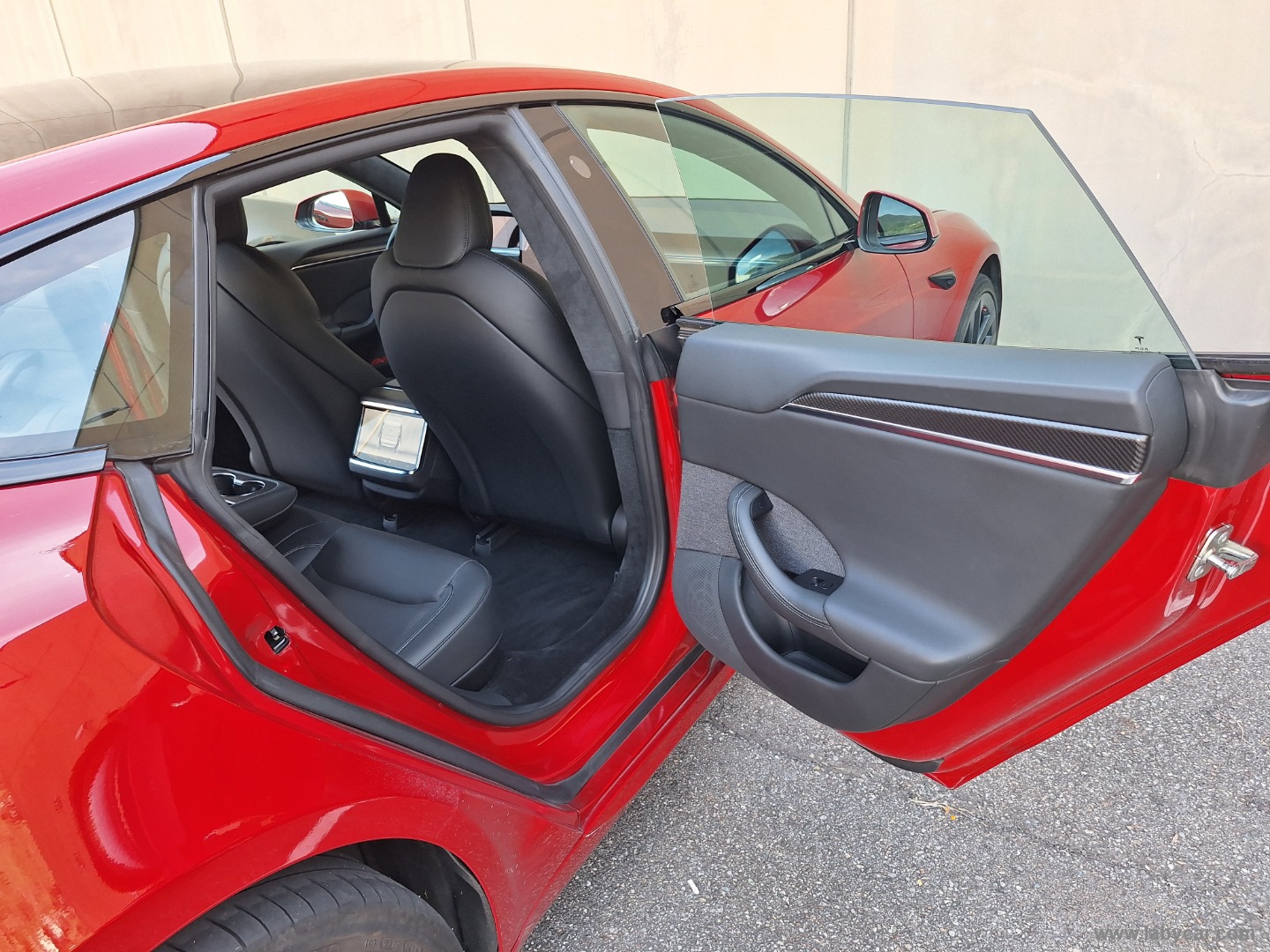 Model S Plaid 1020CV - immagine 16