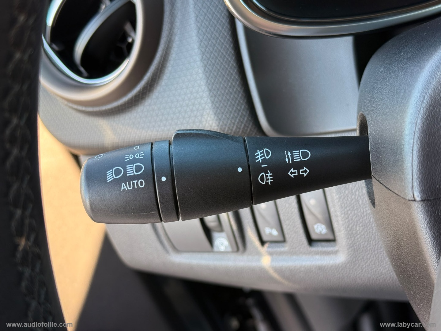 Clio dCi 8V 110 CV S&S 5p. Energy Intens - immagine 16