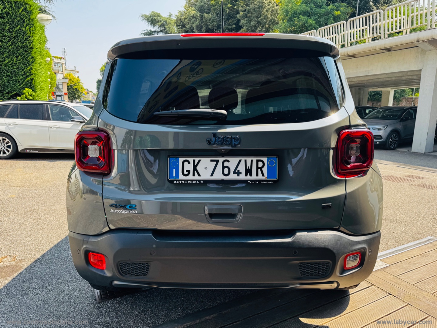 Renegade 1.3 T4 PHEV 4xe Trailhawk - immagine 16