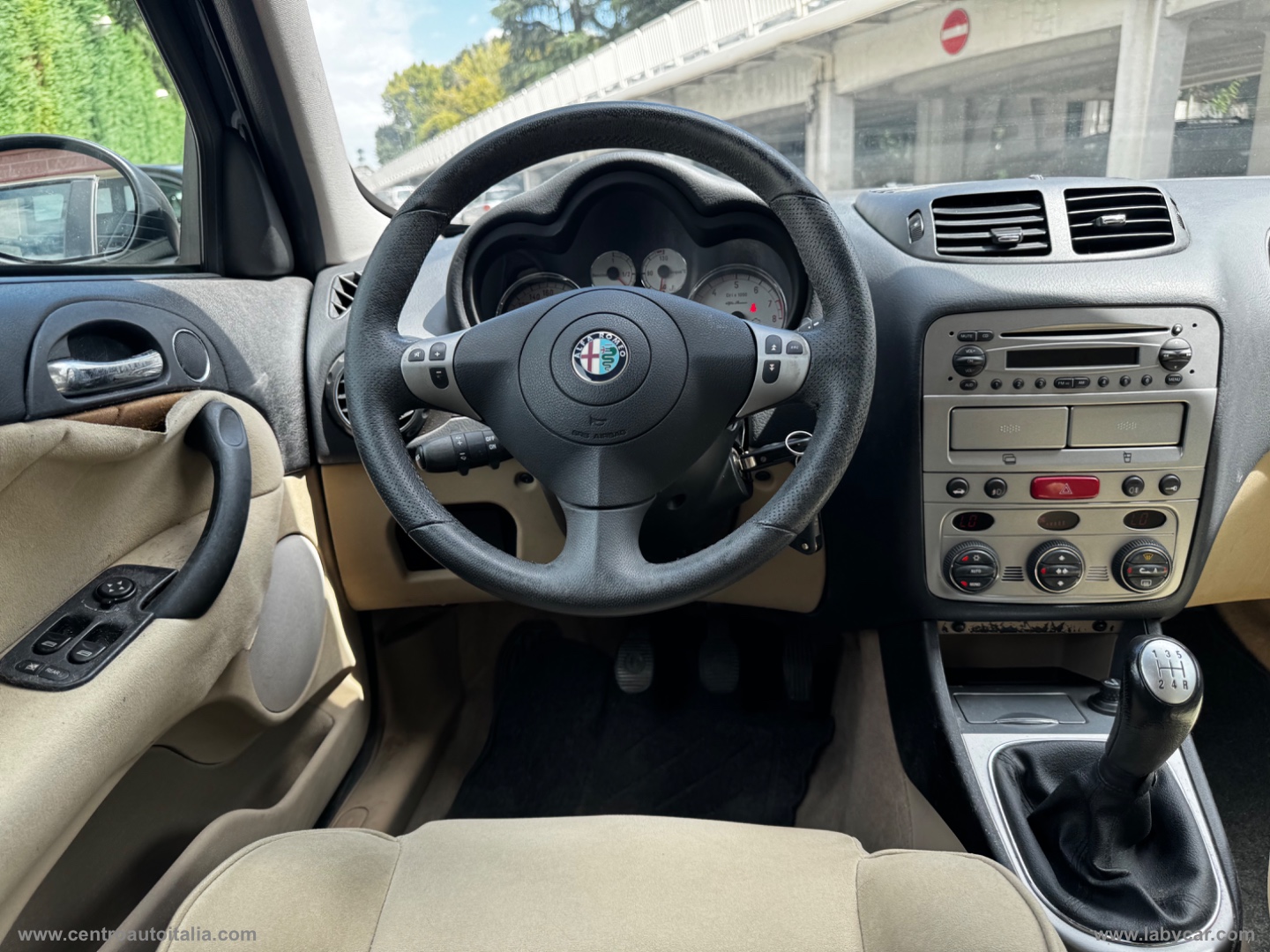 147 1.6 16V TS 105CV 5p. Black Line - immagine 16