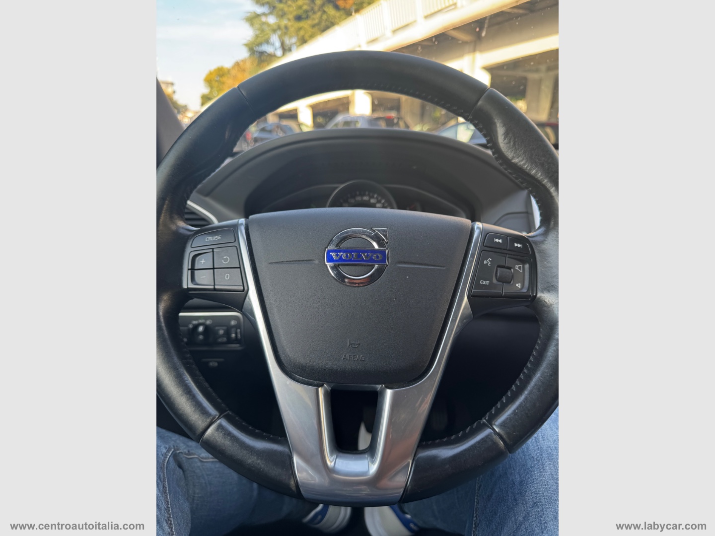 XC60 D4 Geartronic Summum - immagine 16