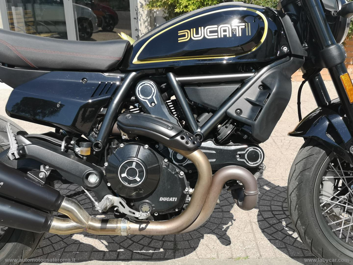 Scrambler 800 URBAN MOTARD PROMO WEB - immagine 16