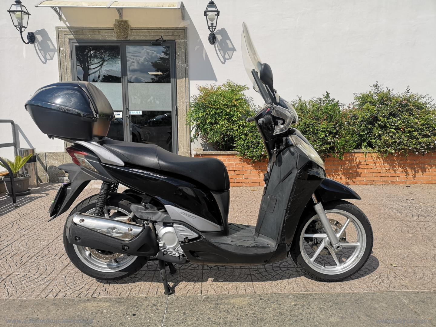 SH 300 RATE AUTO MOTO SCOOTER - immagine 16
