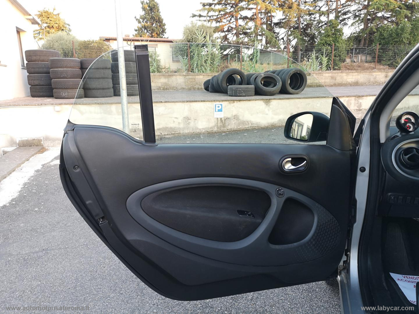 fortwo 70 1.0 twinamic Passion PROMO WEB - immagine 16