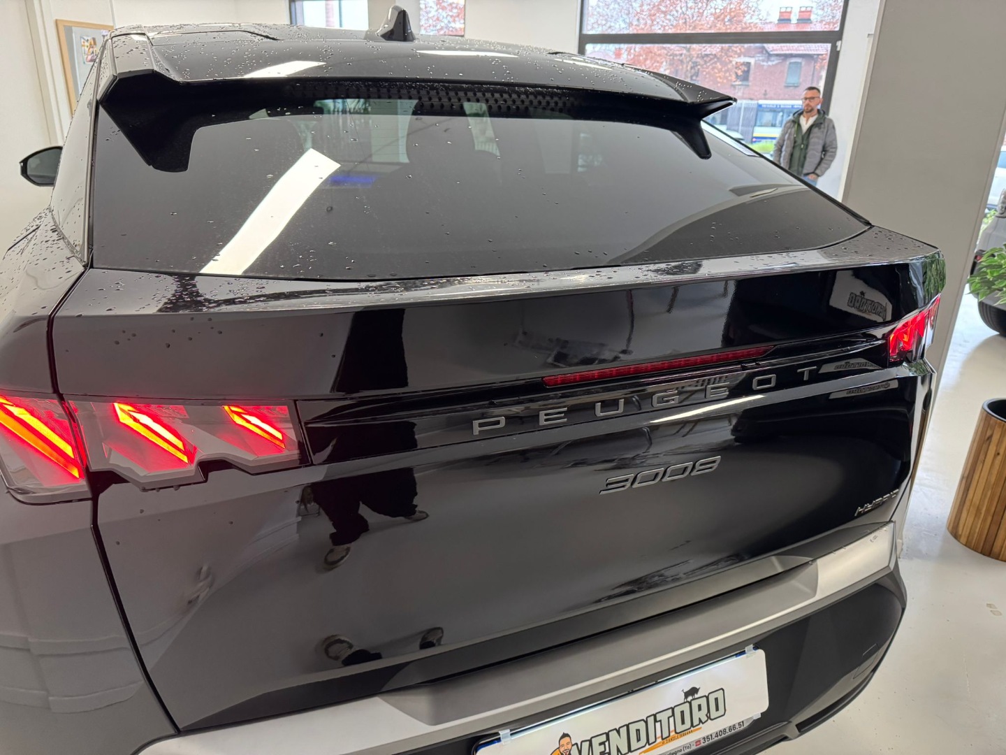 3008 Hybrid 145 e-DCS6 GT - immagine 16