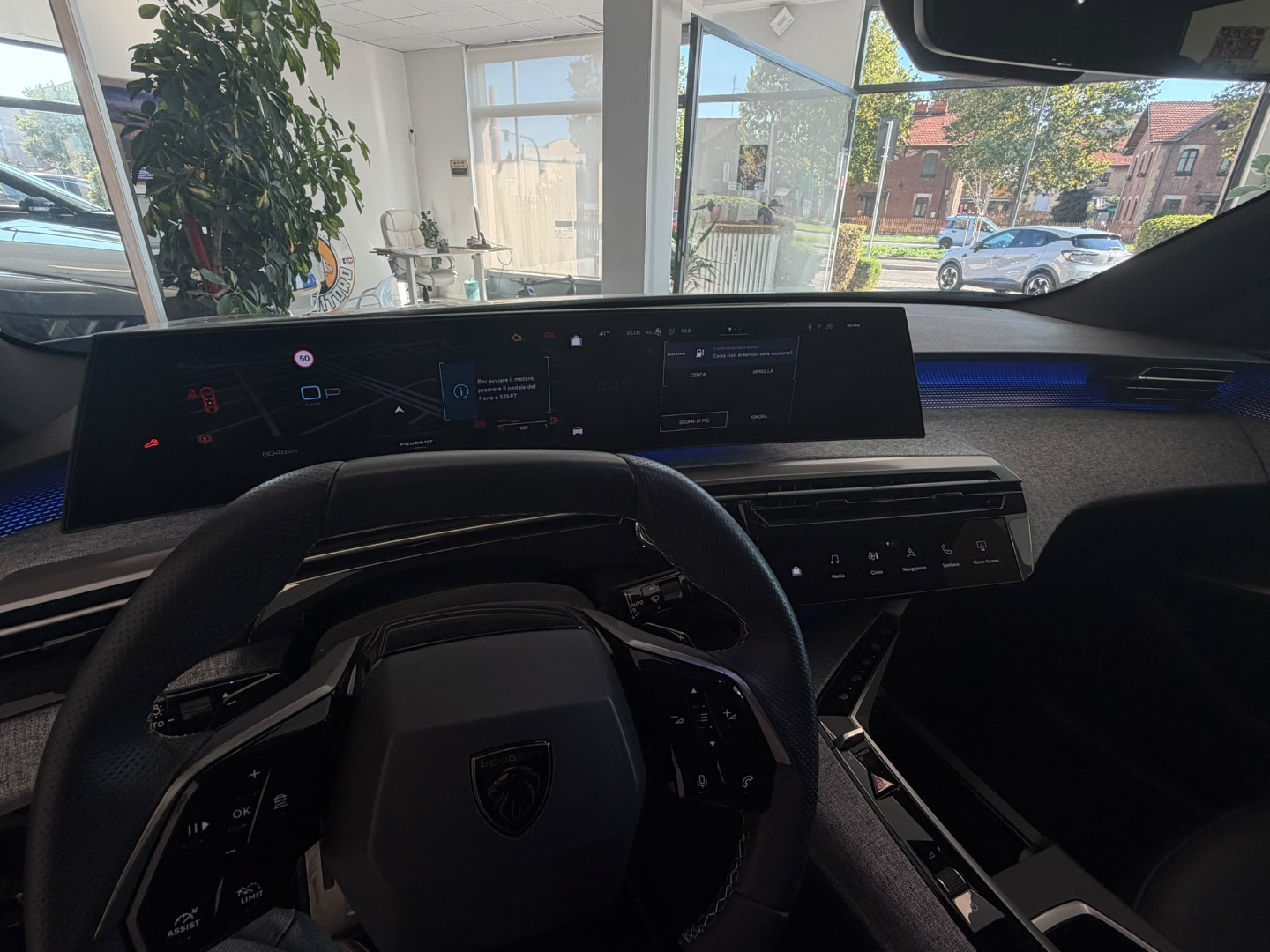 3008 Hybrid 145 e-DCS6 GT - immagine 16
