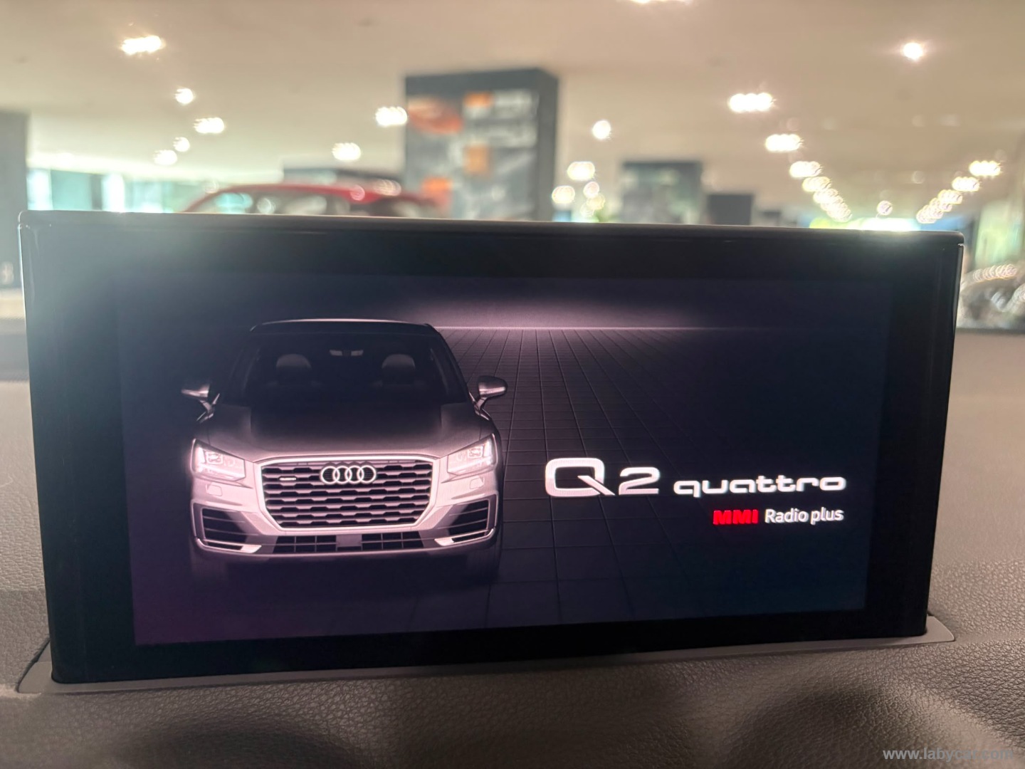 Q2 2.0 TDI quattro S tronic Business - immagine 16