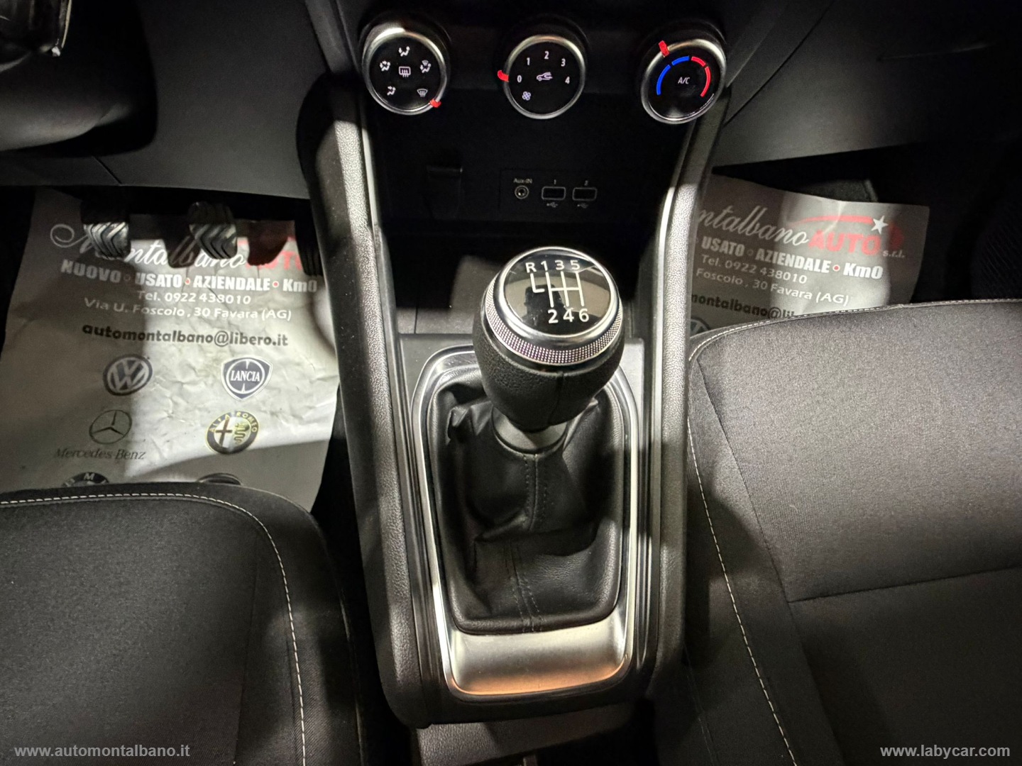 Captur Blue dCi 8V 95 CV Intens - immagine 16