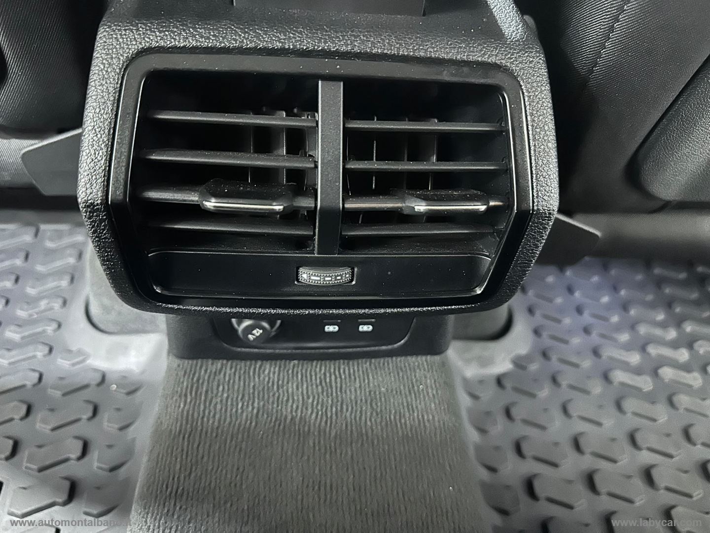 Q3 SPB 35 TDI S tronic - immagine 16