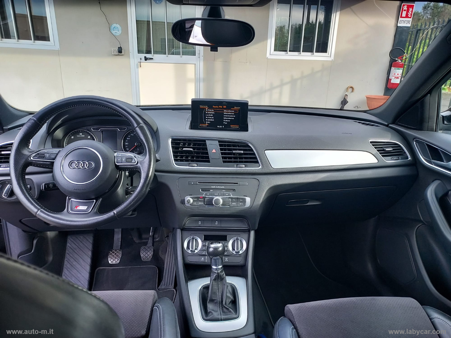 Q3 2.0 TDI S Line Edition - immagine 16