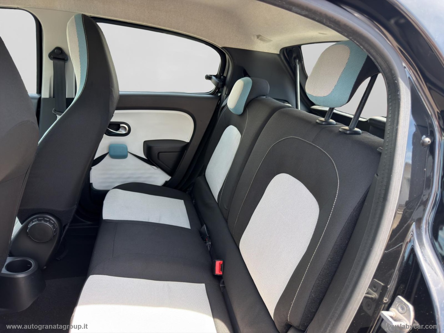 Twingo 1.0 SCe Live GPL OUTLET - immagine 16