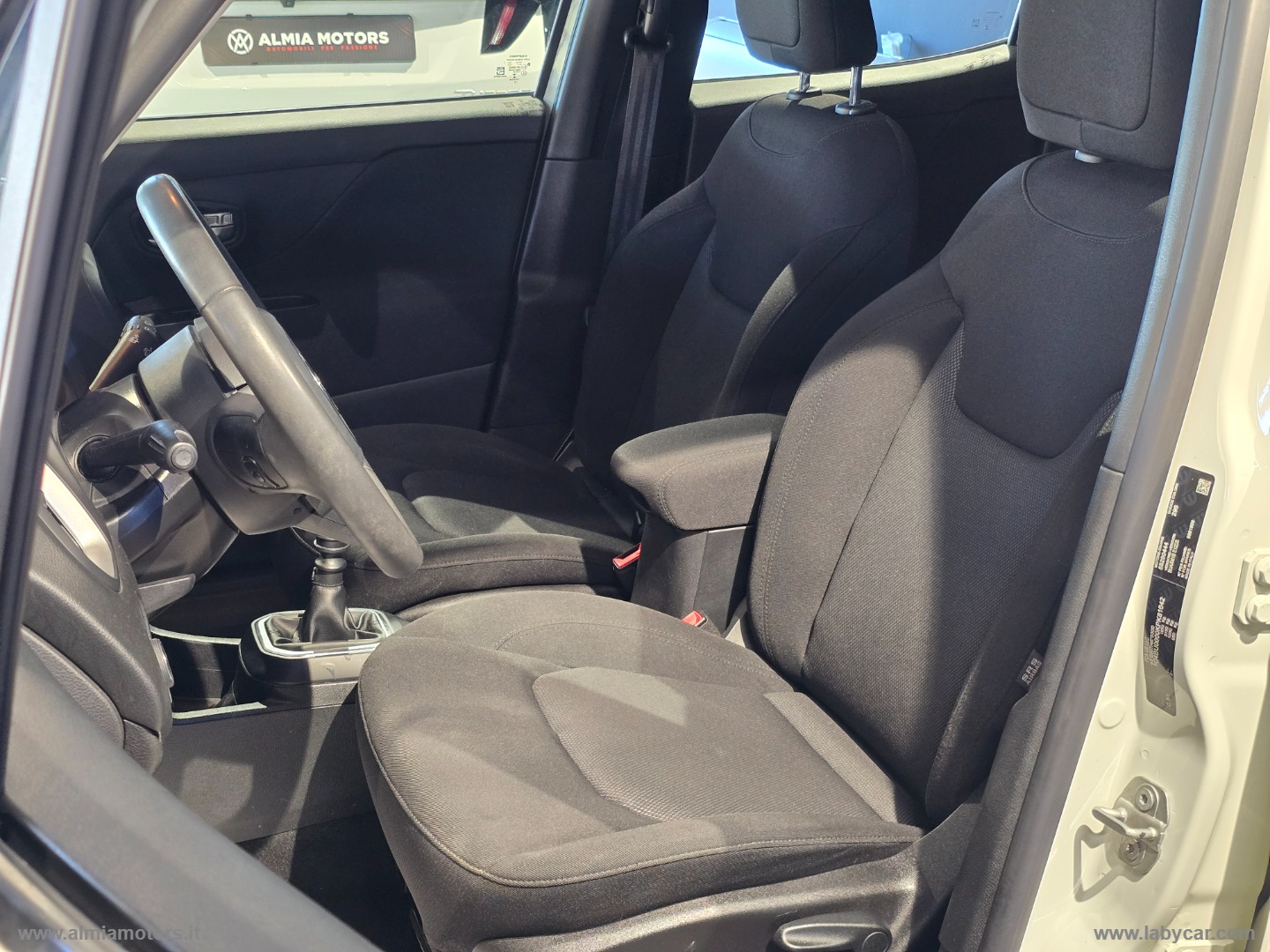 Renegade 1.6 Mjt 120CV Longitude - immagine 16