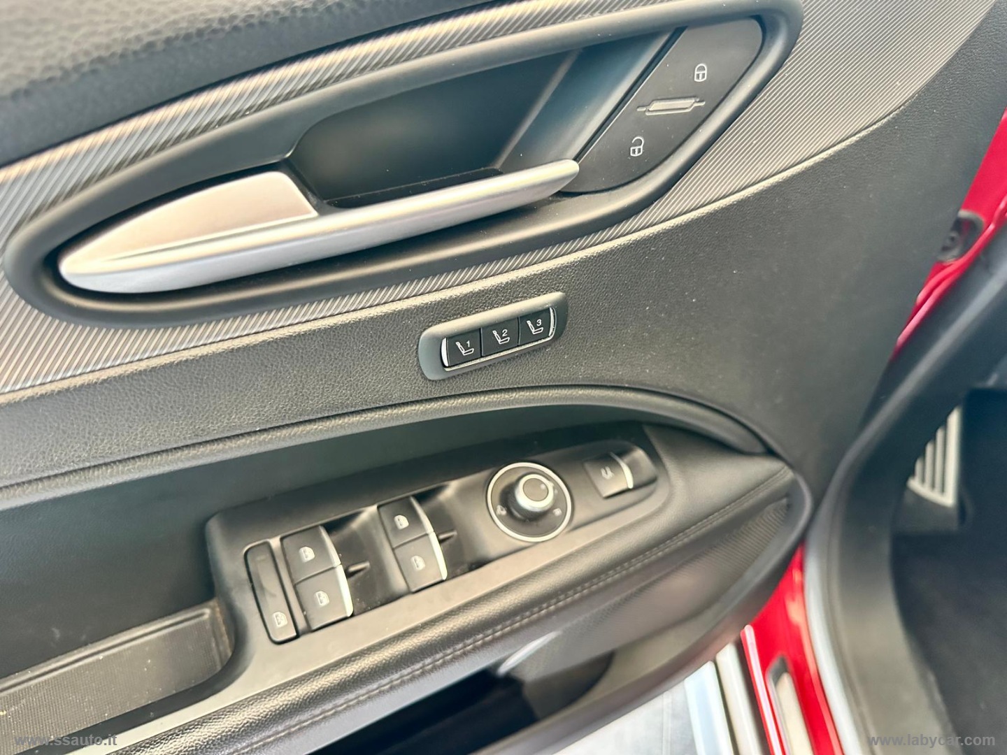 Stelvio 2.2 T.diesel 190CV AT8 Q4 Sprint NESSUN VINCOLO DI FINANZIAMENTO - immagine 16