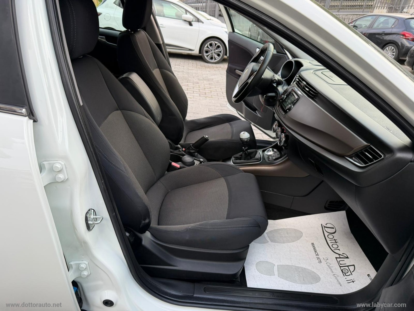 Giulietta 1.6 JTDm-2 105 CV Exclusive - immagine 16