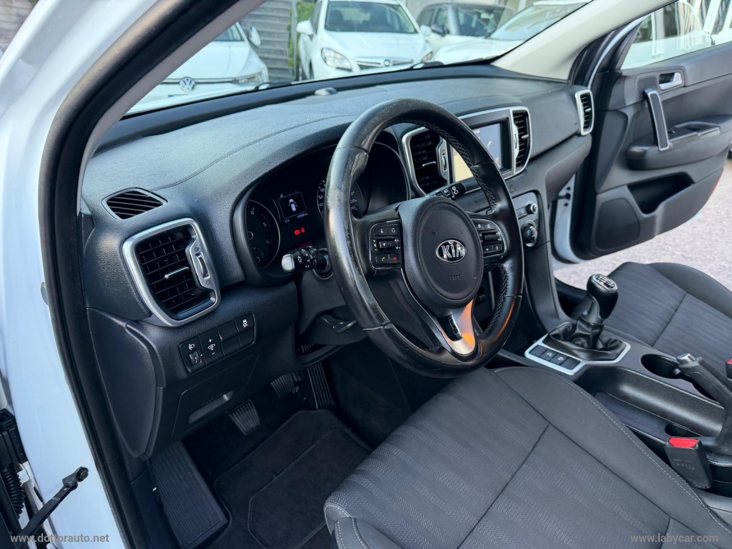 Sportage 1.7 CRDI 2WD Style - immagine 16