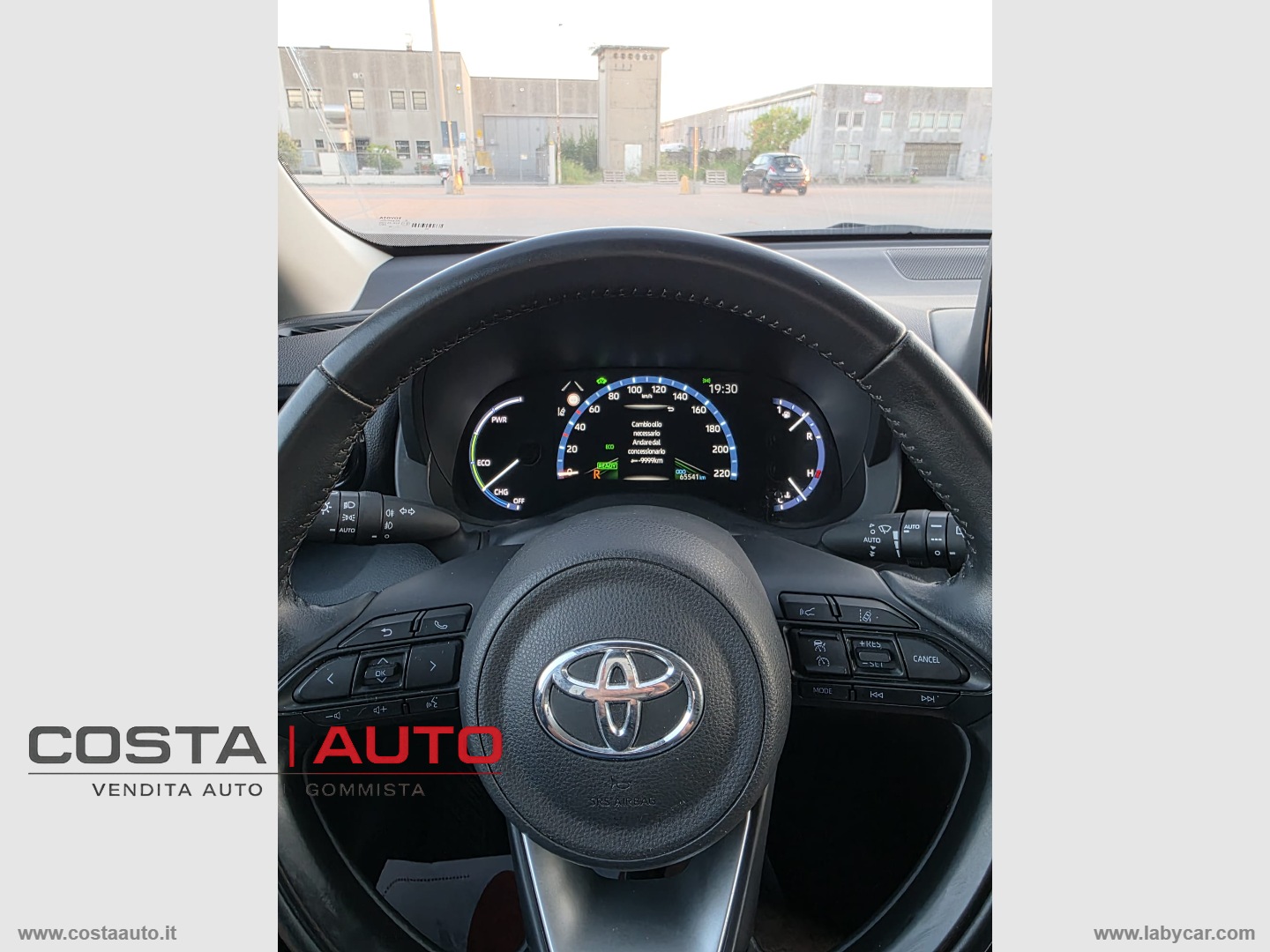 Yaris Cross 1.5 Hybrid 5p. E-CVT Act.Eco - immagine 16