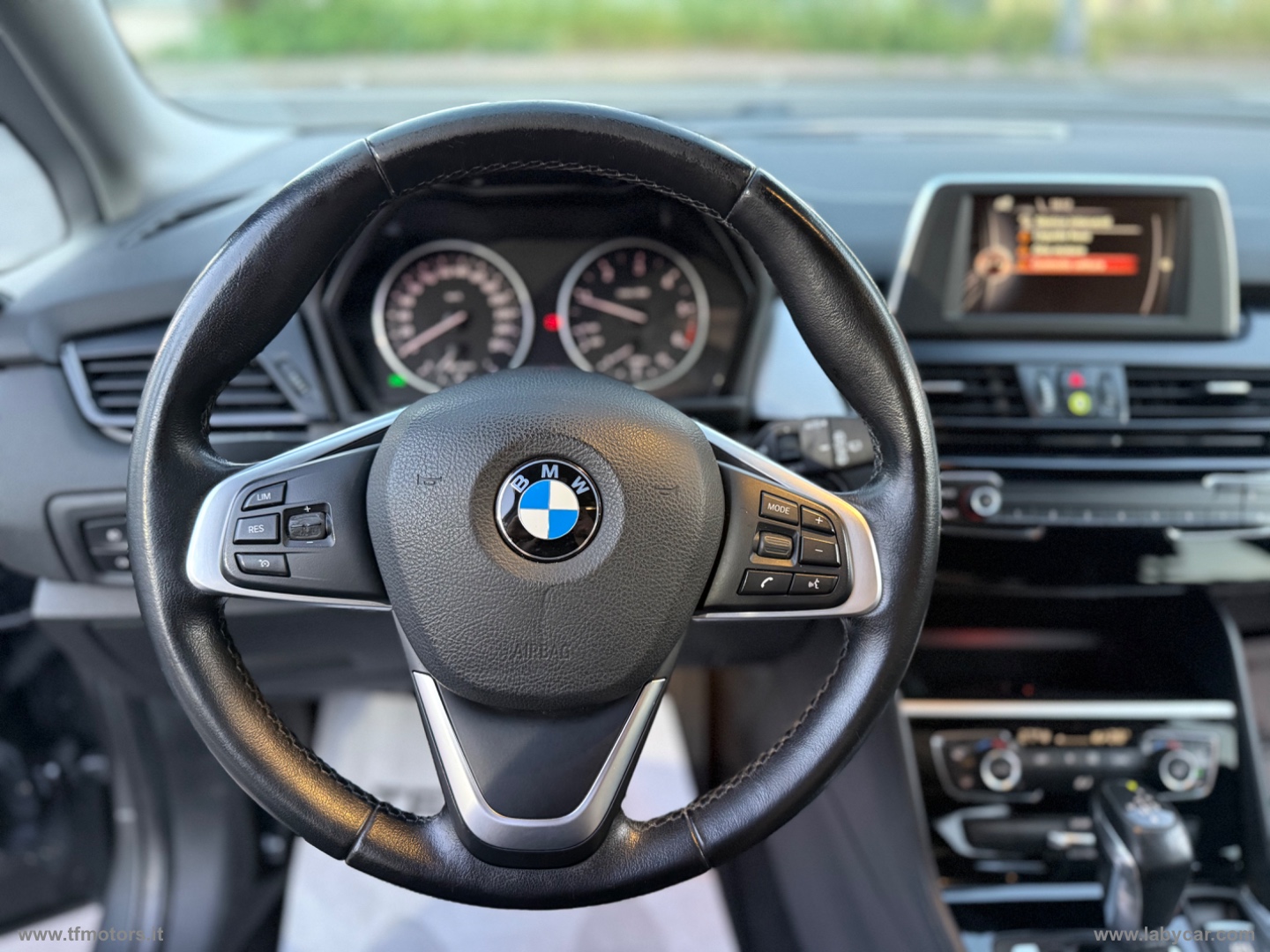 218d Active Tourer Advantage aut. - immagine 16