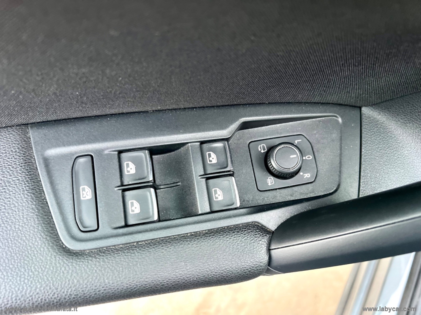 Tiguan 2.0 TDI DSG Advanced BMT 10/2020 66200 KM - immagine 16