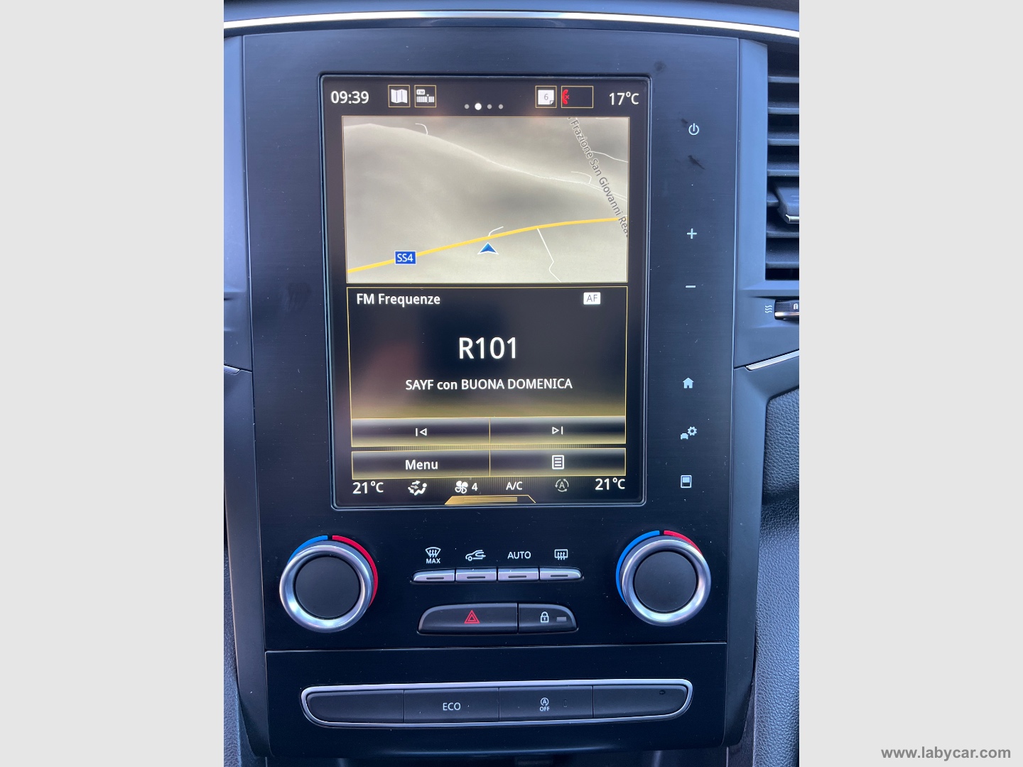 Mégane Blue dCi 115 CV Duel - immagine 17