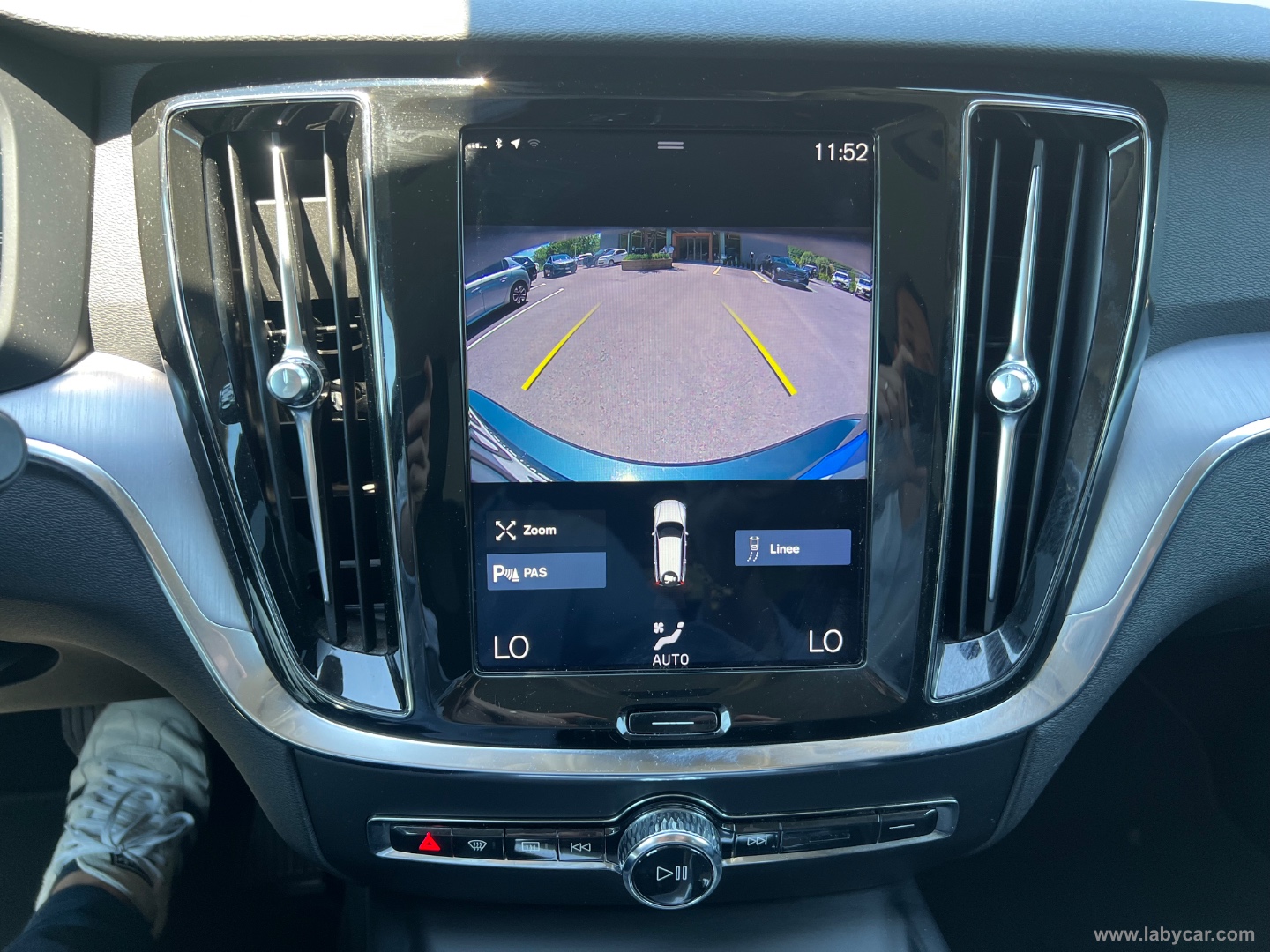 V60 Cross Country D4 AWD Geartronic Pro - immagine 17