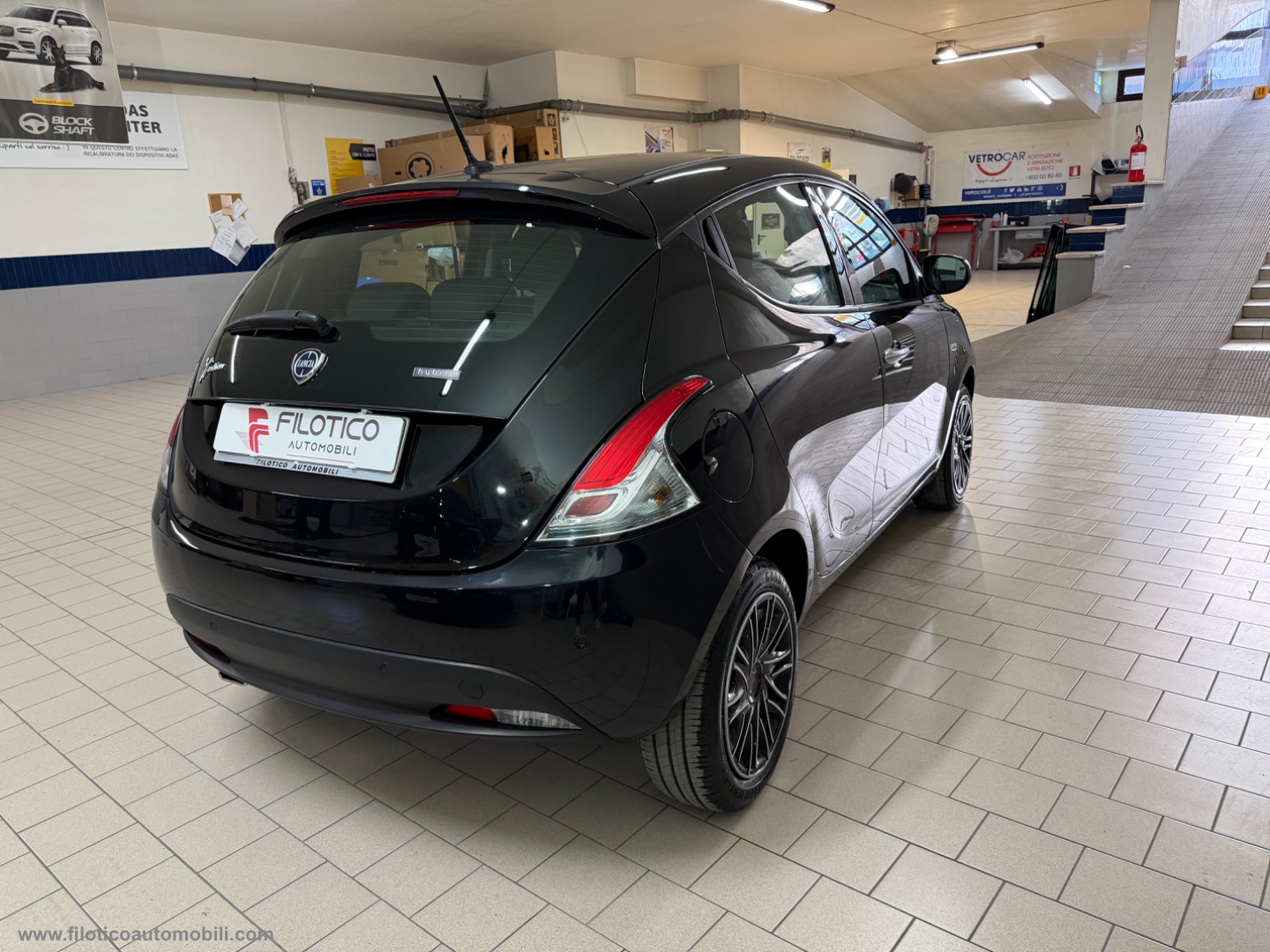 Ypsilon 1.0 FireFly 5p.S&S Hybryd Gold NEW GOLD - MOTORE IBRIDO - immagine 17