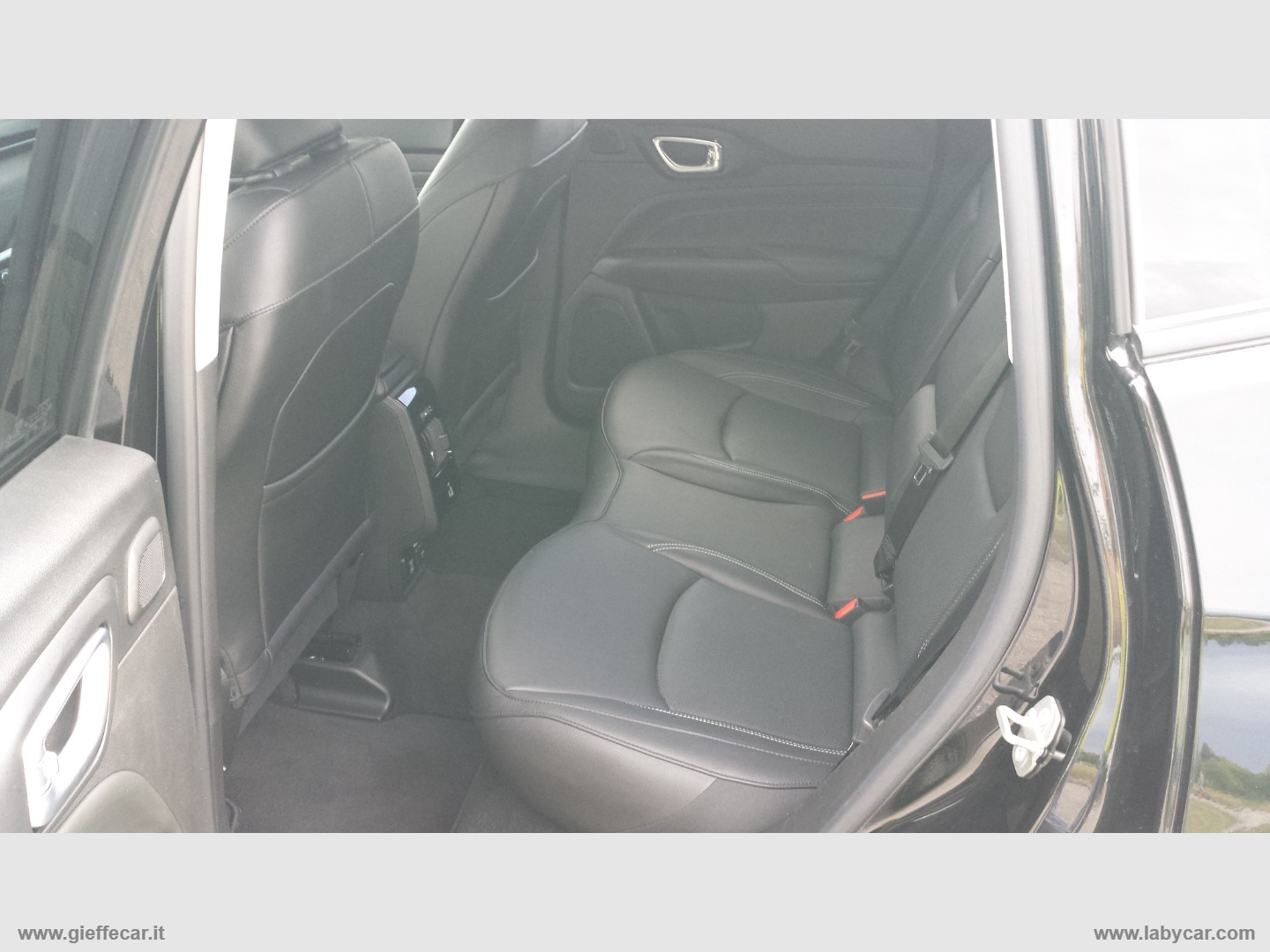 Compass 1.3 T4 240CV PHEV AT6 4xe S - immagine 17