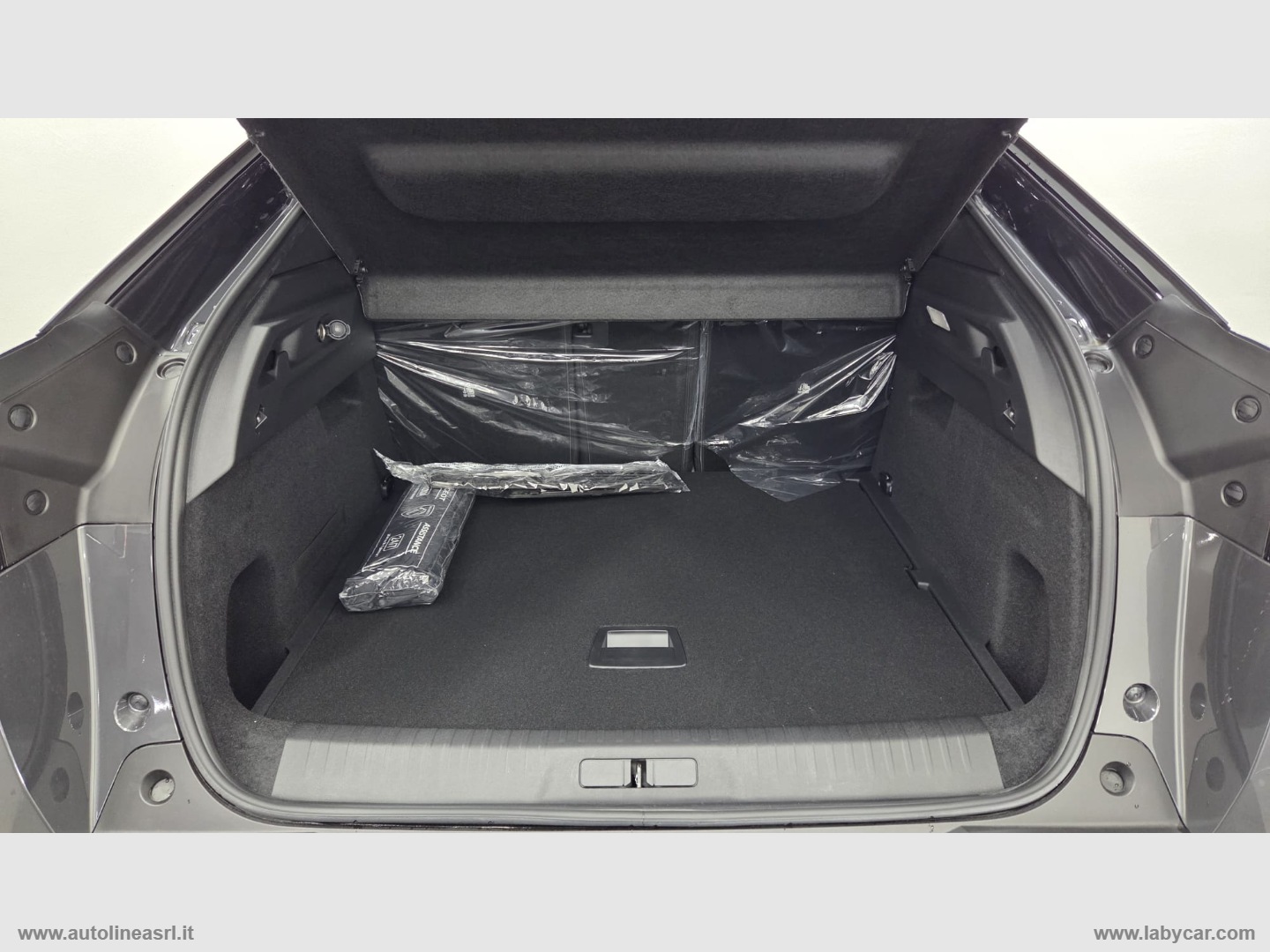 3008 Hybrid 136 e-DCS6 GT - immagine 17