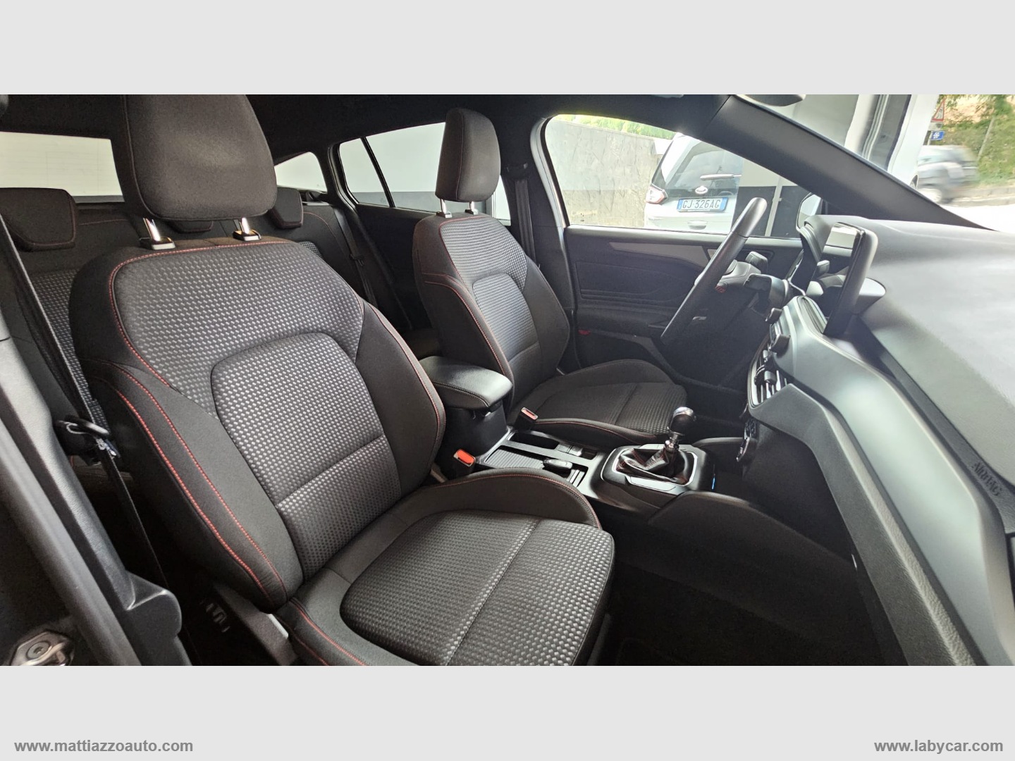 Focus 1.0 EcoBoost Hybrid 125CV SW ST L. - immagine 17