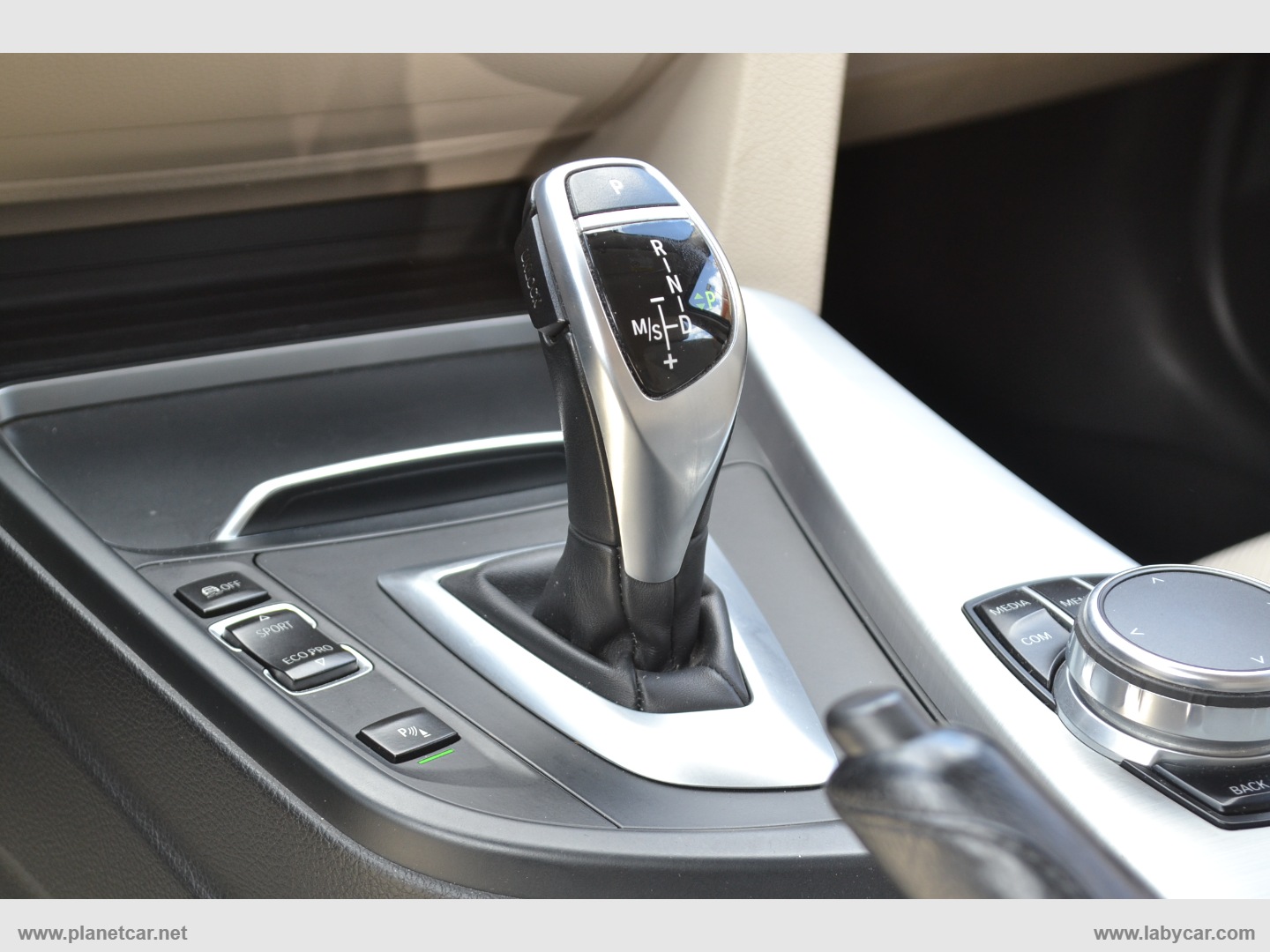 320d xDrive Touring Sport - immagine 17