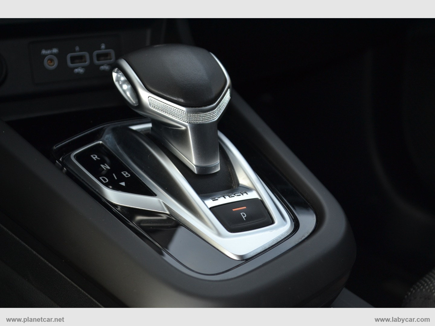 Arkana Hybrid E-TECH 145 CV R.S. Line - immagine 17