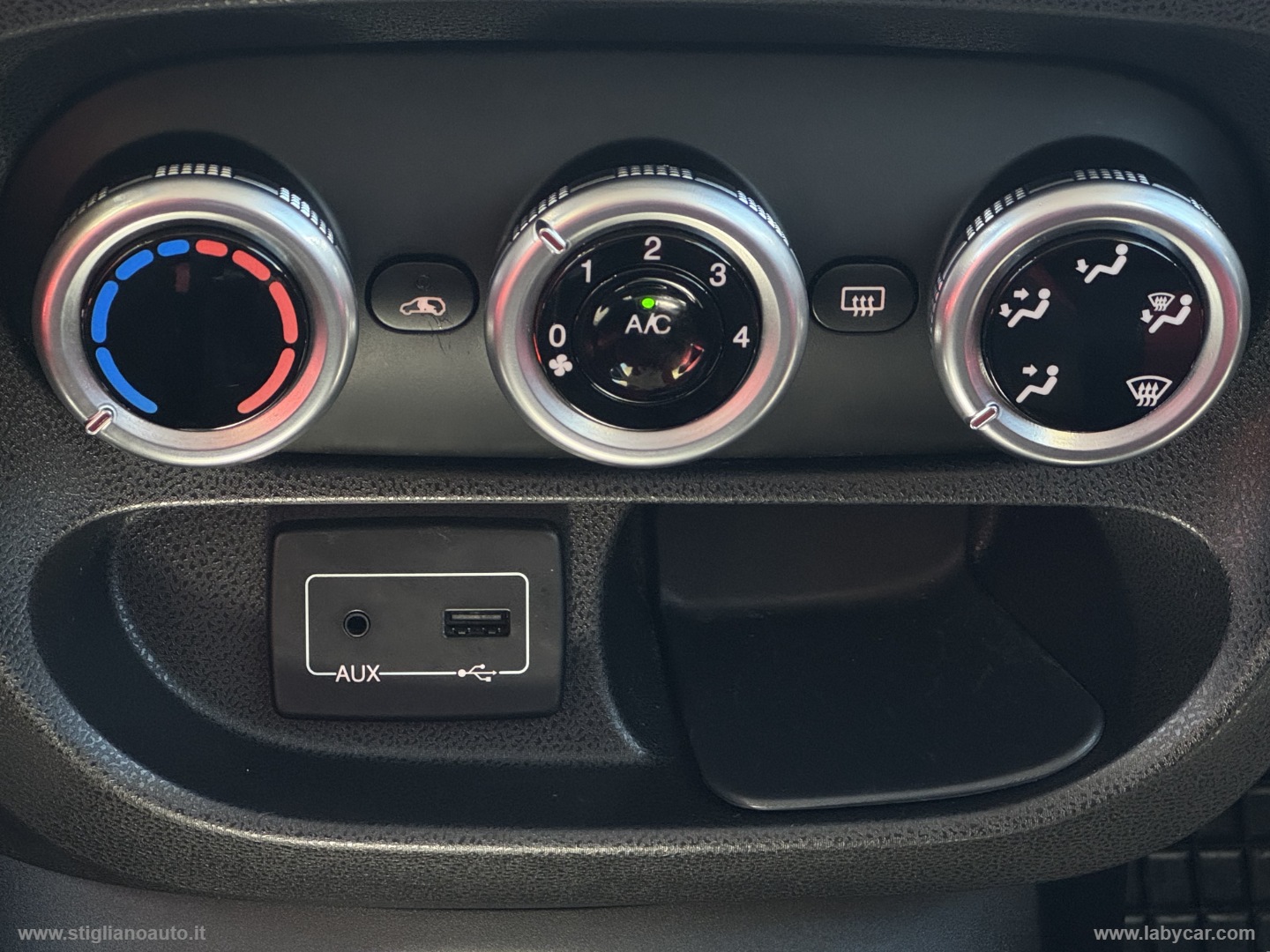 500L 1.3 MJT 95 CV Pop Star - immagine 17
