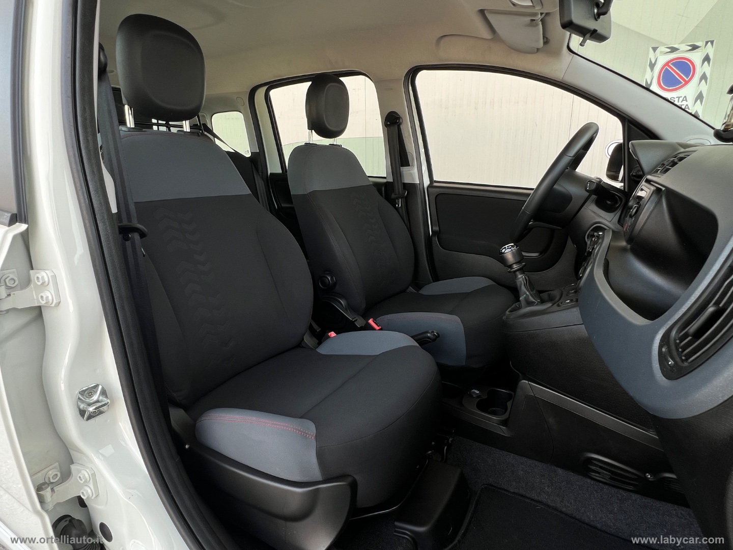 Panda 1.2 Easy Van 4 posti +IVA - immagine 17