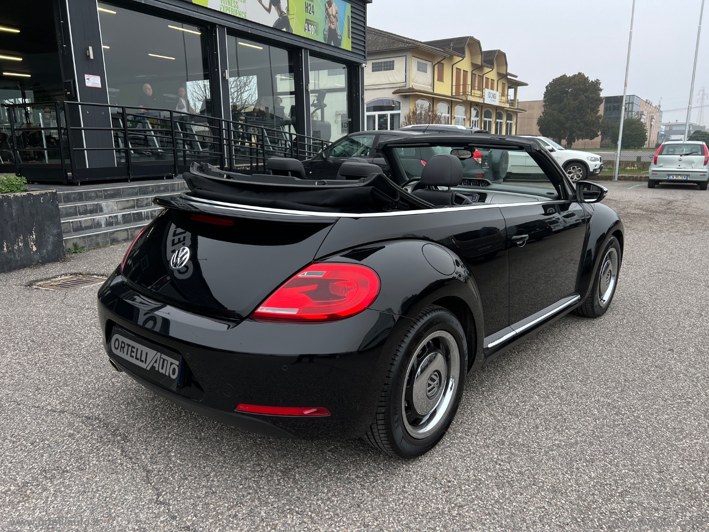 Maggiolino Cabrio 1.2 TSI Design BMT - immagine 17