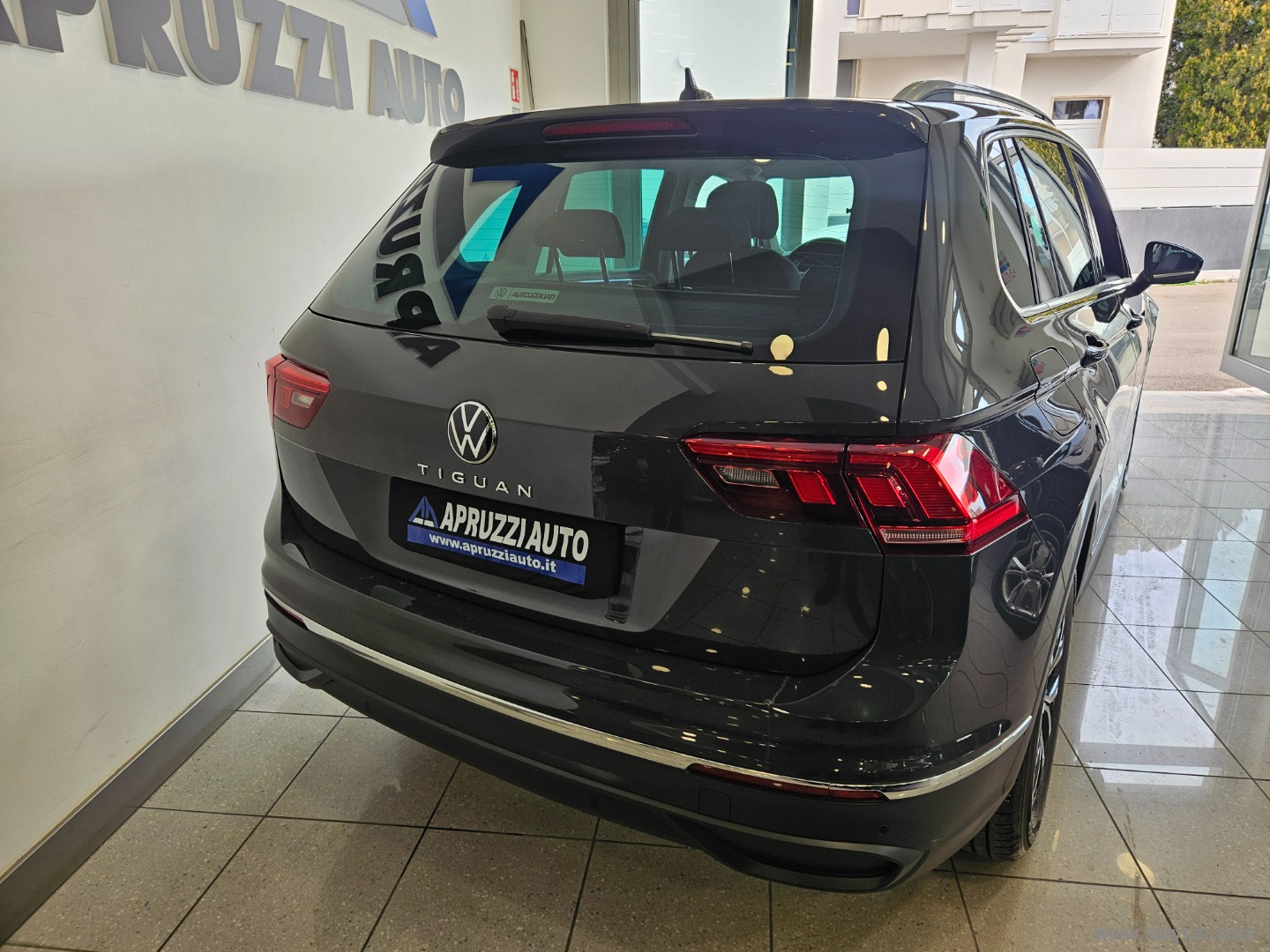 Tiguan 2.0 TDI 150CV SCR DSG Life - immagine 17