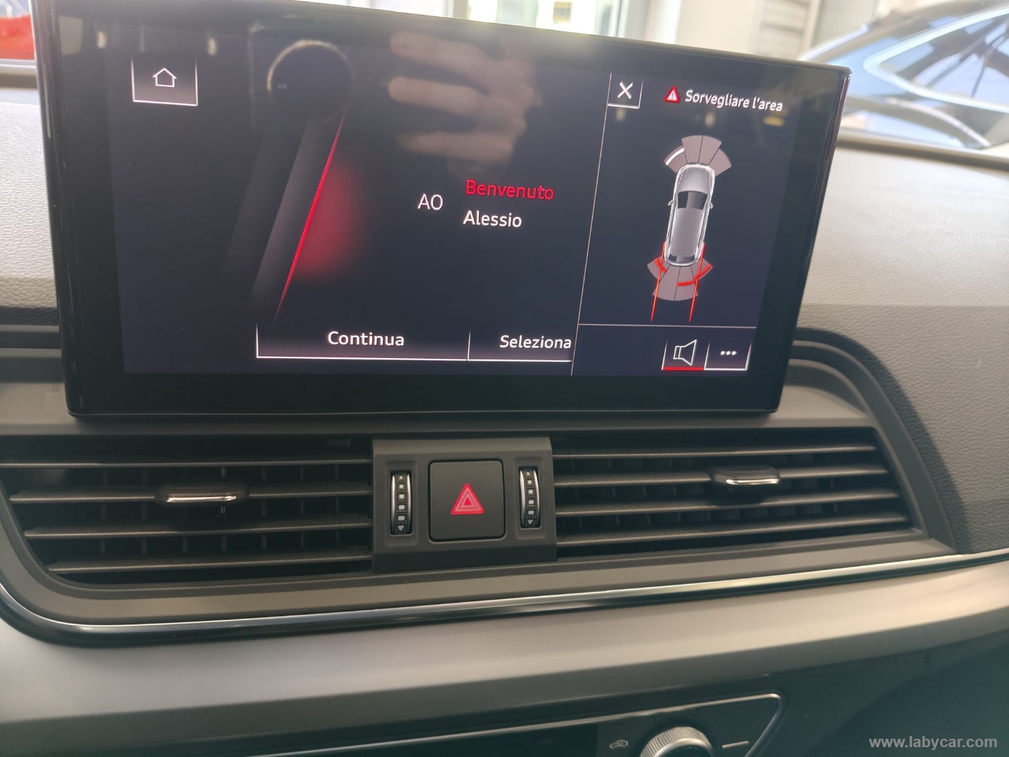 Q5 35 TDI S tronic Business Advanced - immagine 17