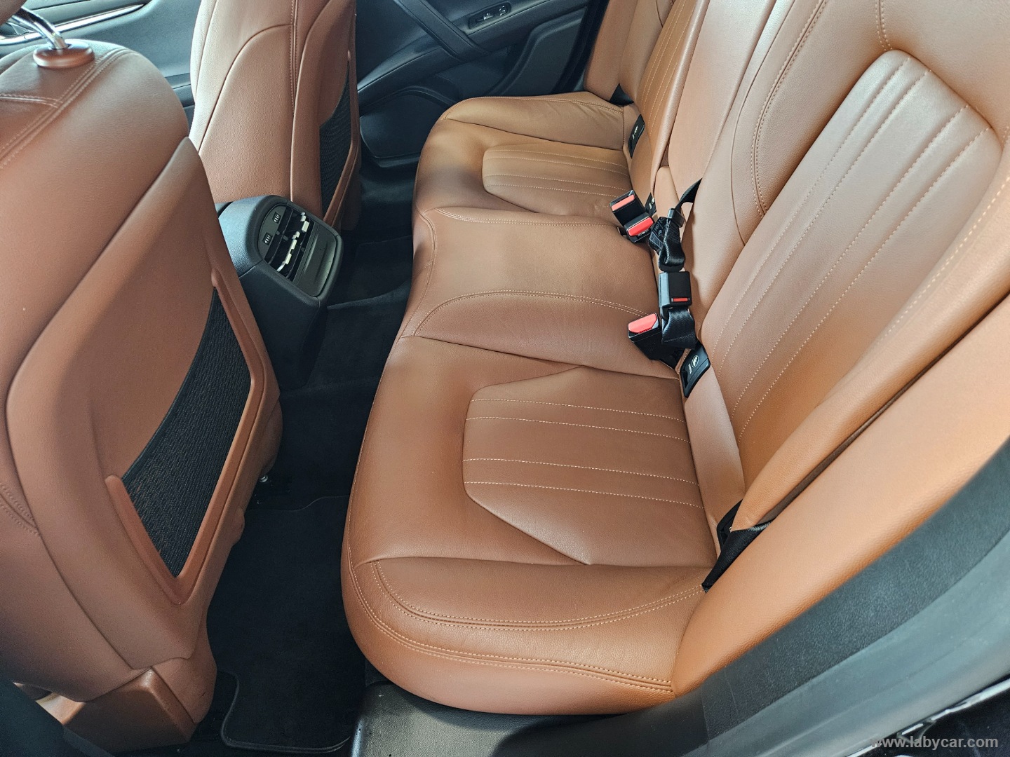 Ghibli V6 Diesel 275 CV - immagine 17