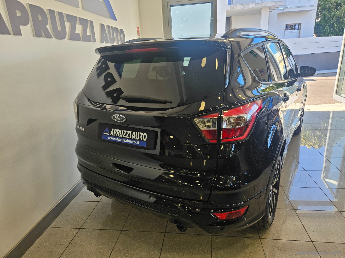 Kuga 2.0 TDCI 120CV S&S 2WD Pow.ST-Line - immagine 17