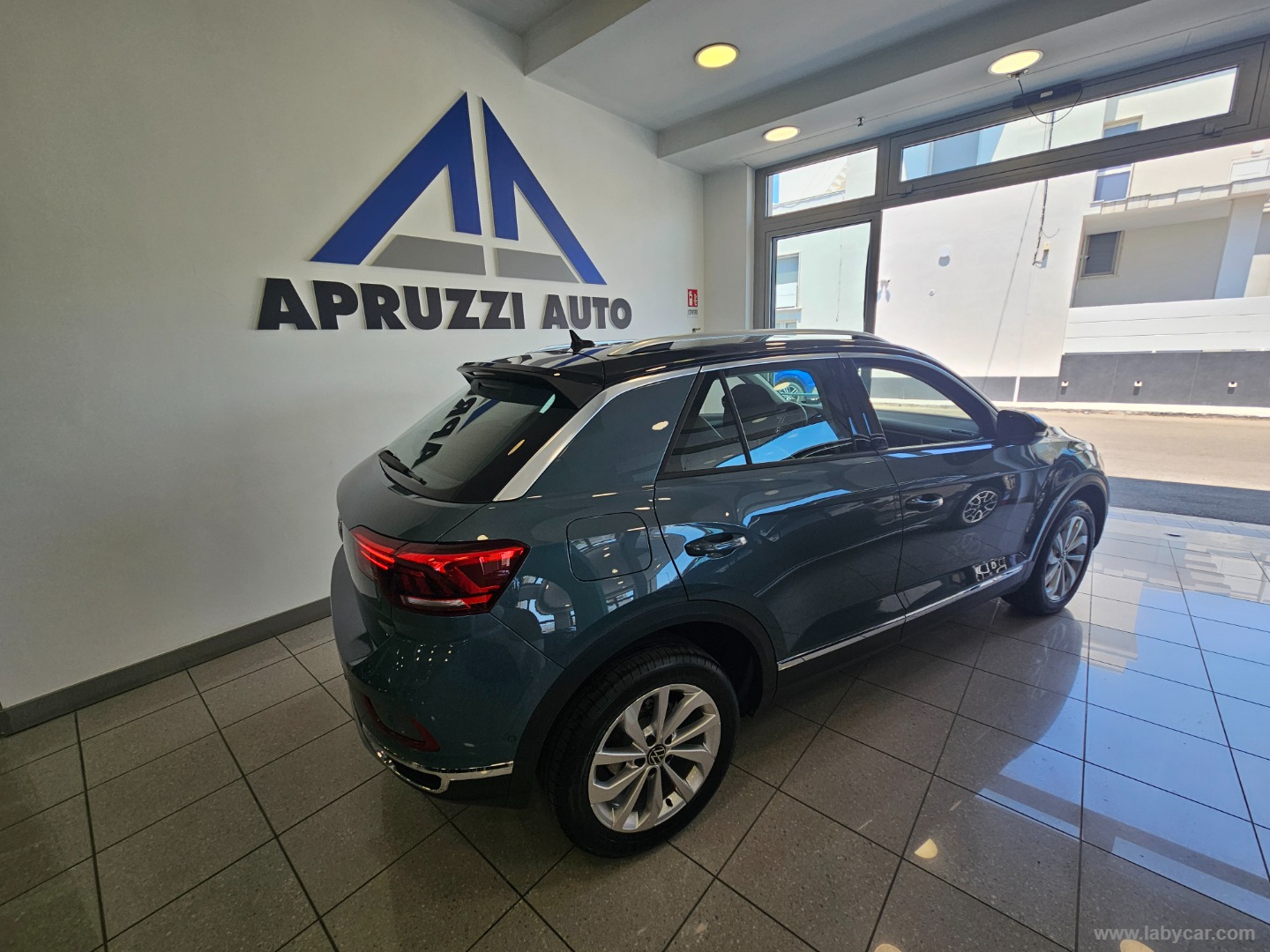 T-Roc 2.0 TDI SCR Style - immagine 17