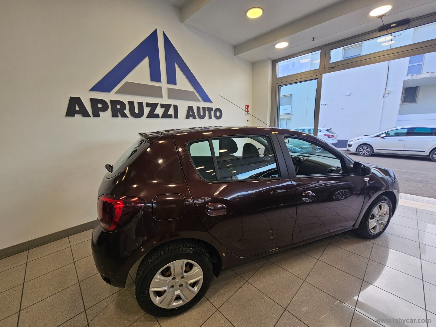 Sandero 1.5 dCi 8V 75 CV S&S Comfort - immagine 17