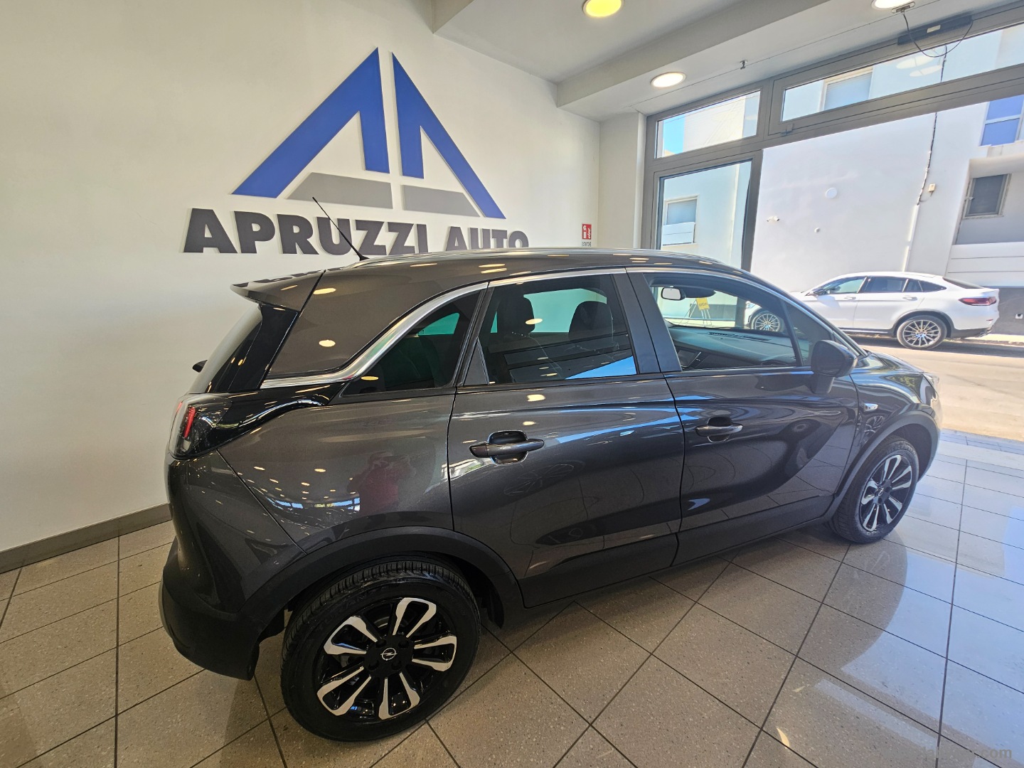 Crossland 1.2 T. 12V 110 CV S&S Elegance - immagine 17