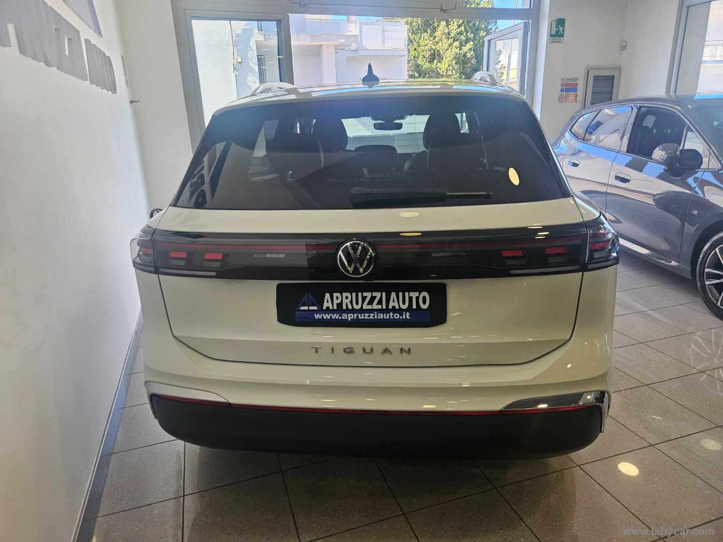 Tiguan 2.0 TDI 150 CV DSG Elegance - immagine 17