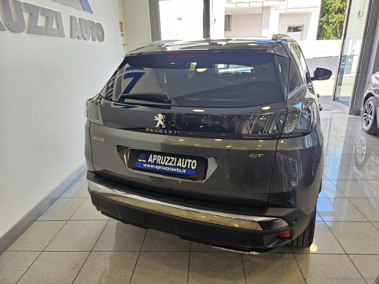 3008 BlueHDi 130 S&S EAT8 GT Line - immagine 17