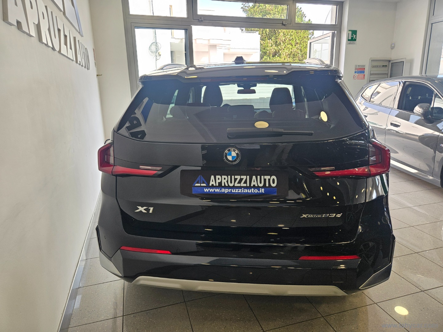 X1 xDrive 23d xLine - immagine 17