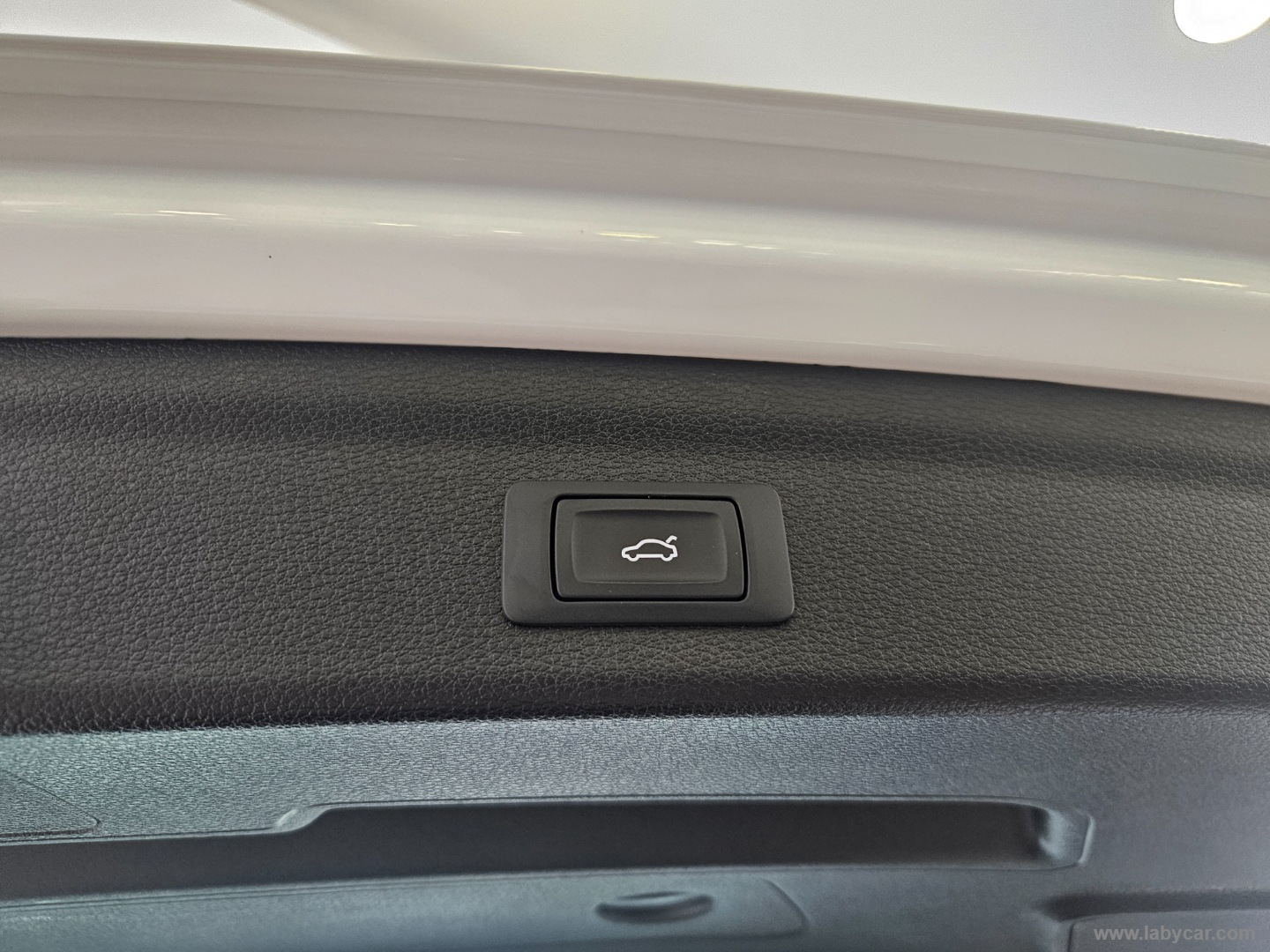 Q3 40 TDI quattro S tr. Business Adv. - immagine 17