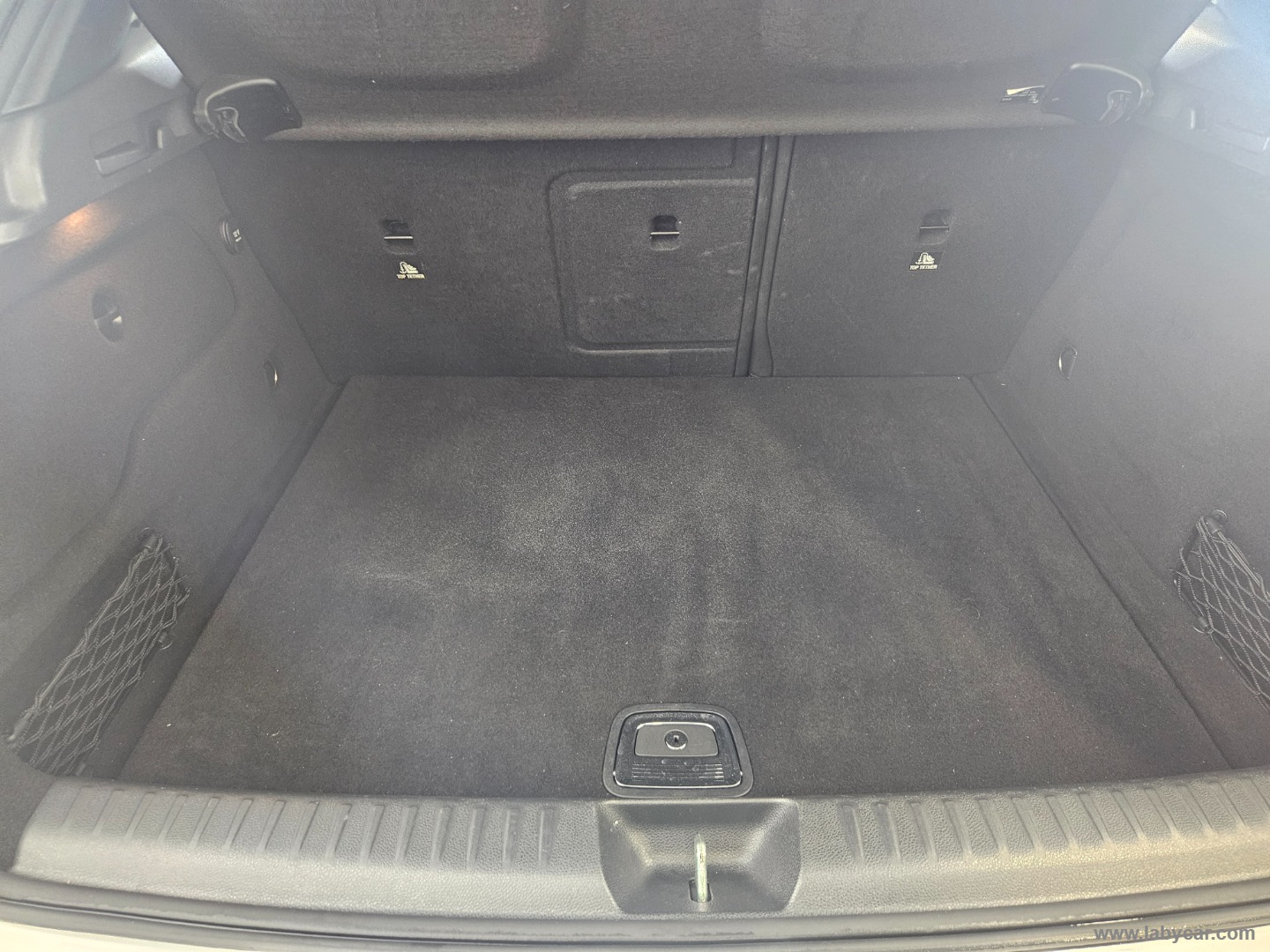 GLA 200 d Automatic 4Matic Premium - immagine 17
