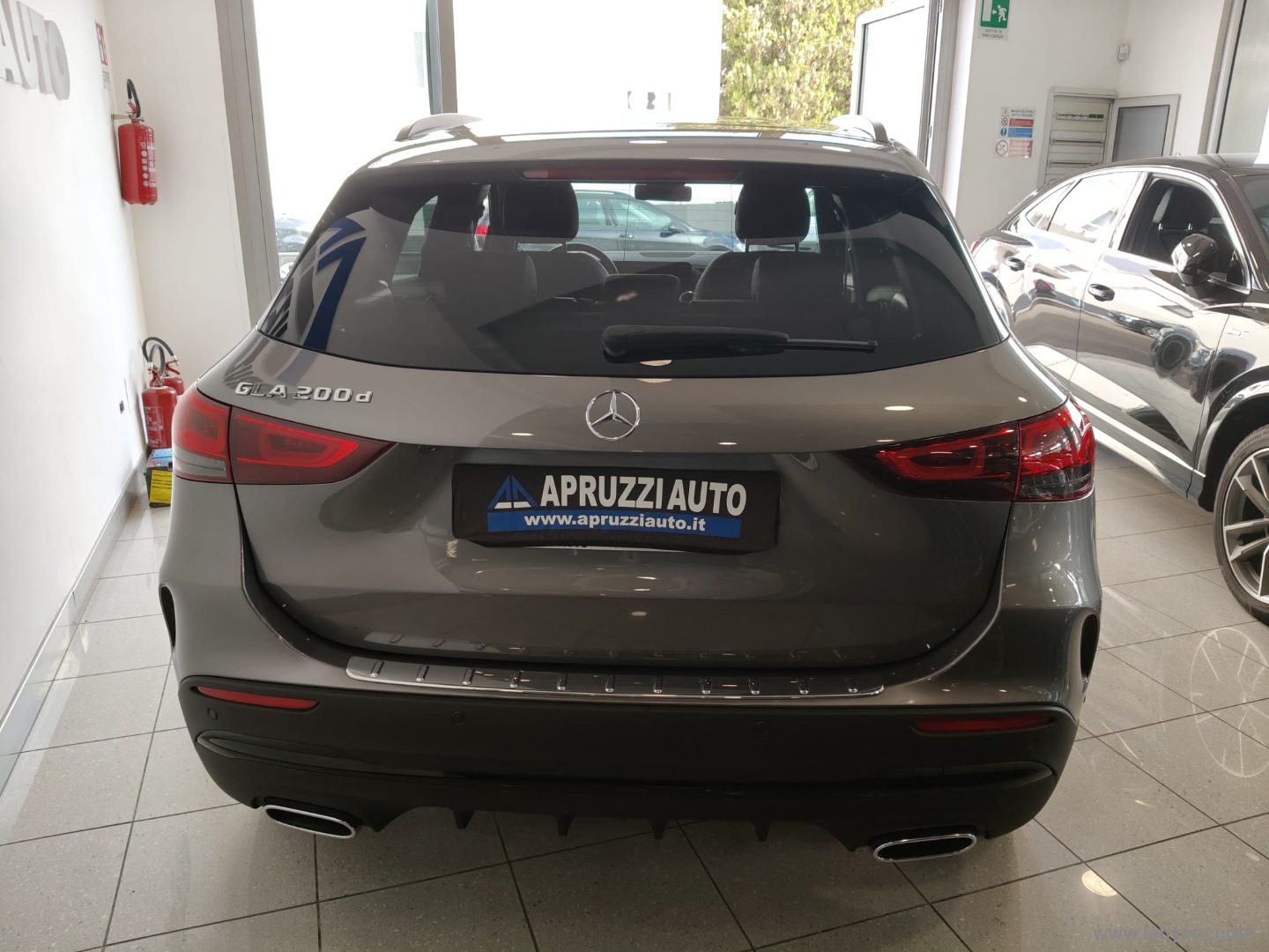 GLA 200 d Automatic Premium - immagine 17