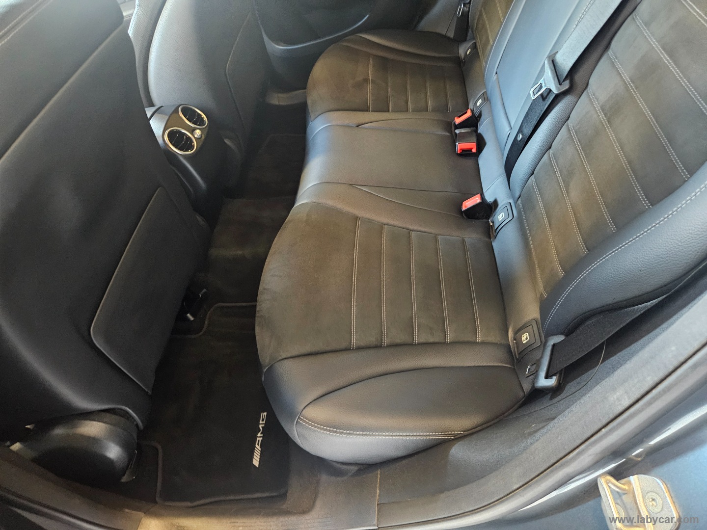 GLC 300 de 4Matic Plug-in hybrid Premium - immagine 17