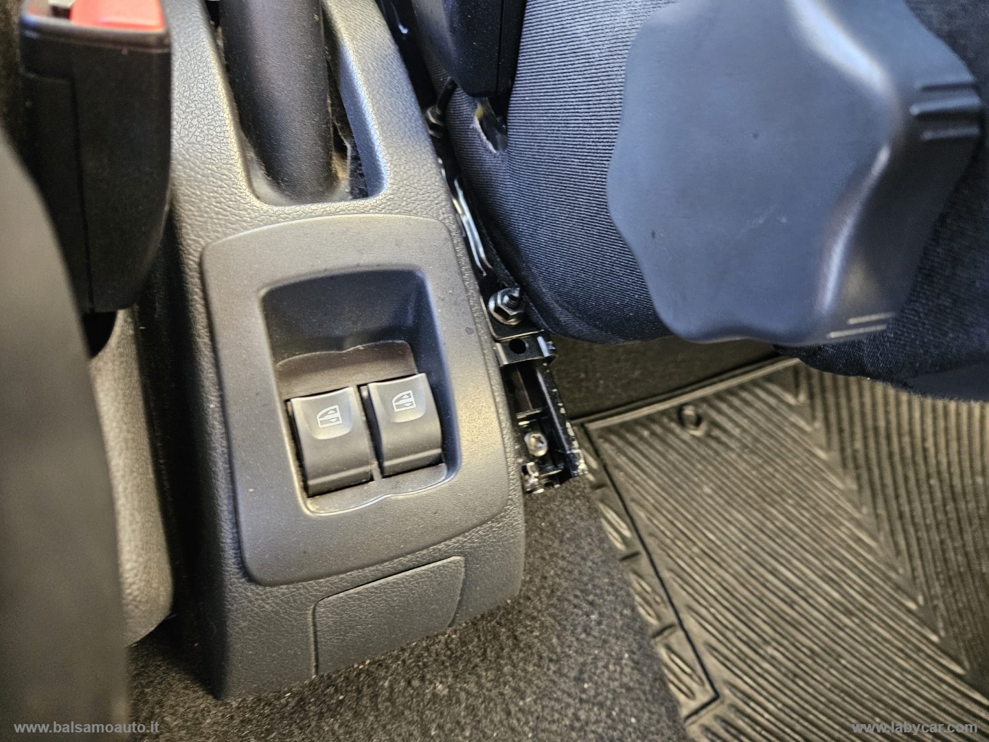 Sandero Stepw.0.9 TCe T-GPL 90 S&S Prest - immagine 17