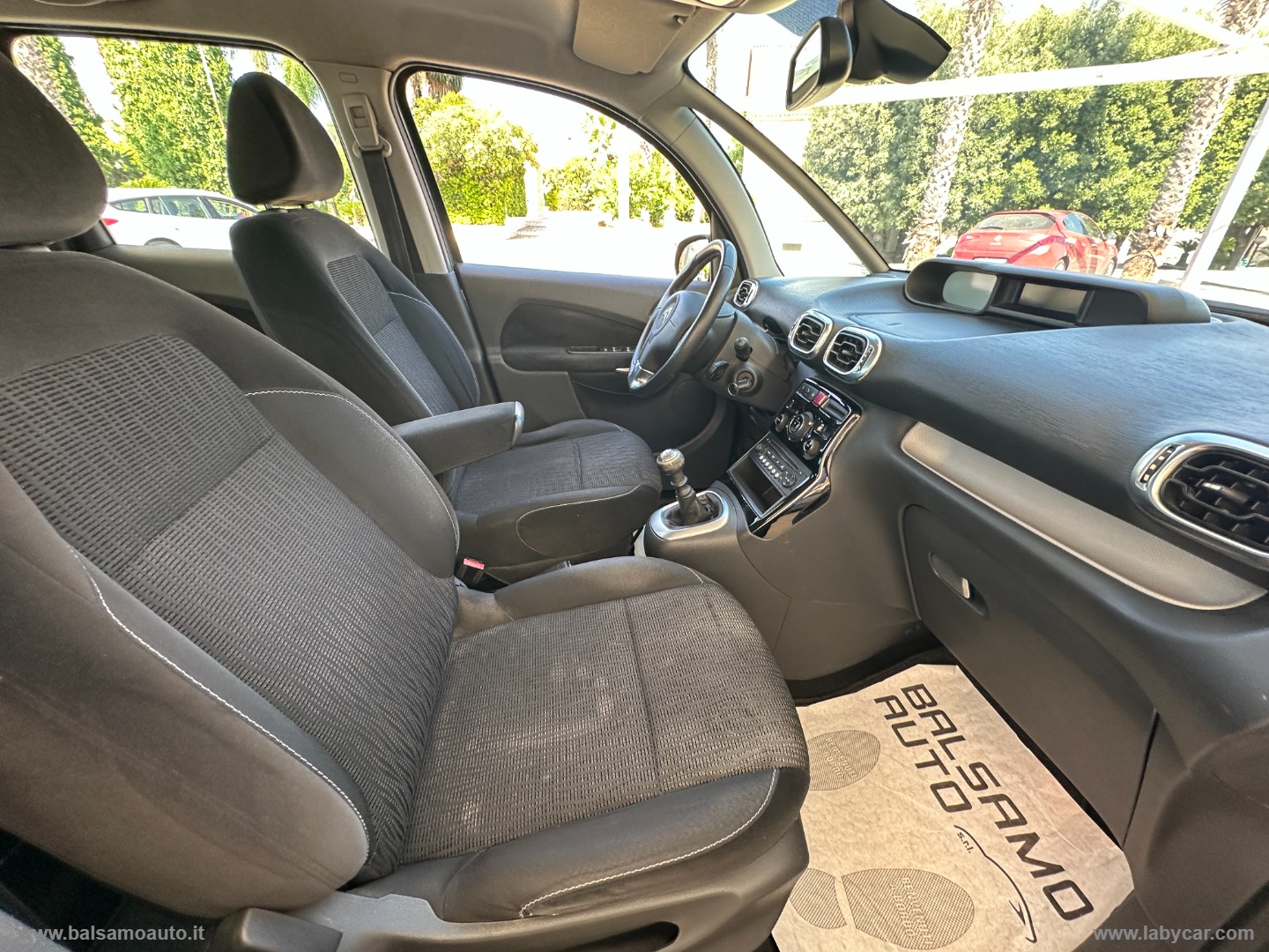 C3 Picasso 1.6 HDi 115 Exclusive - immagine 17