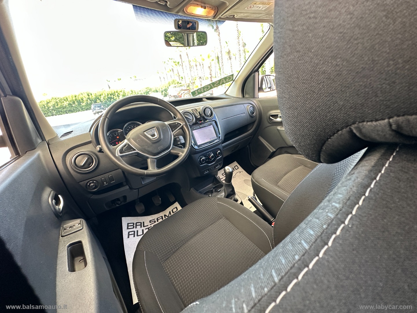 Dokker 1.6 8V 100 CV S&S GPL Essential - immagine 17